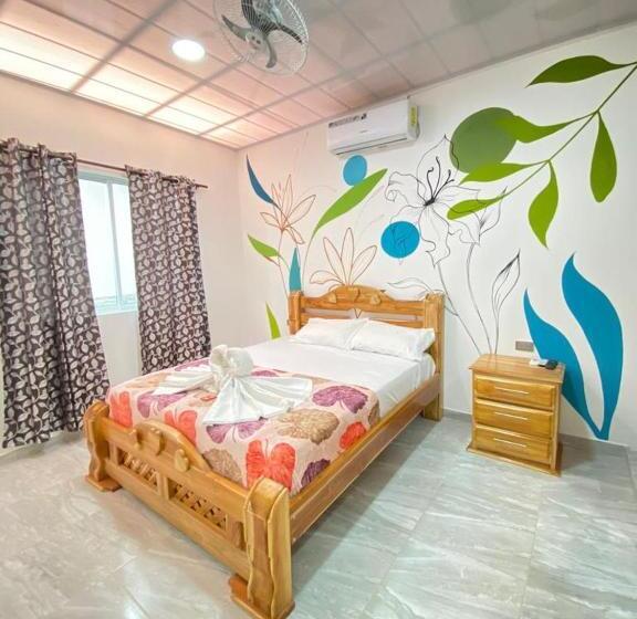 スタンダードルーム, Hostal Las Flores