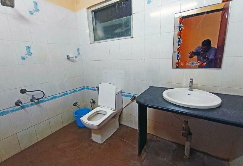 חדר אקונומי, Staymaker Varad International