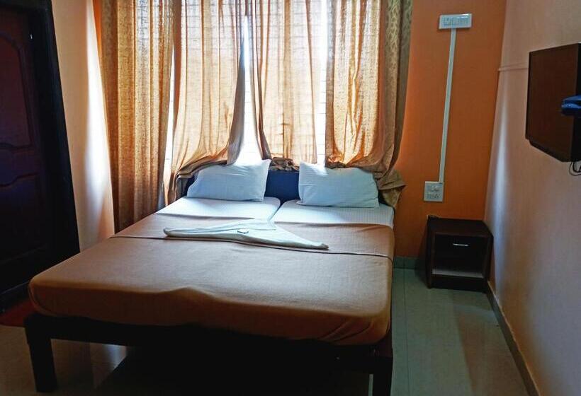 חדר אקונומי, Staymaker Varad International