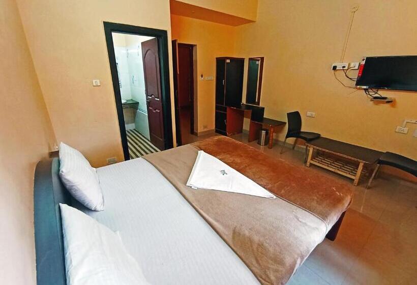 חדר דלוקס, Staymaker Varad International