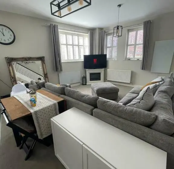 ２ベッドルームハウス, Central Mews House Altrincham