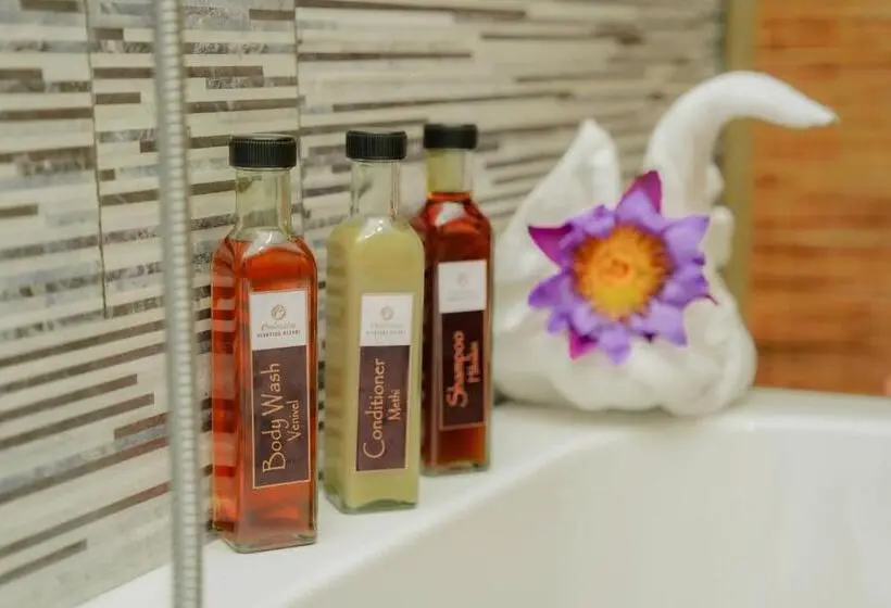 キングサイズベッドのスタンダードルーム, Celestia Ayurveda Resort