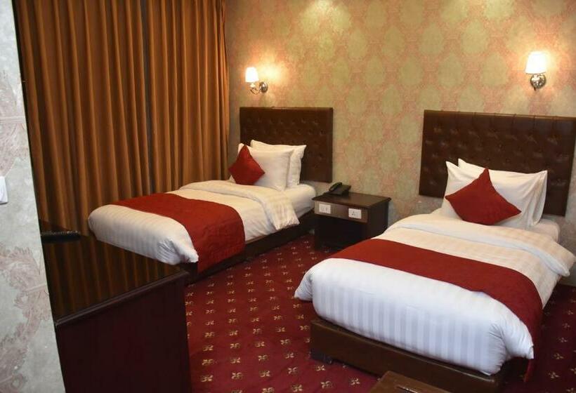 اتاق لوکس, Madison