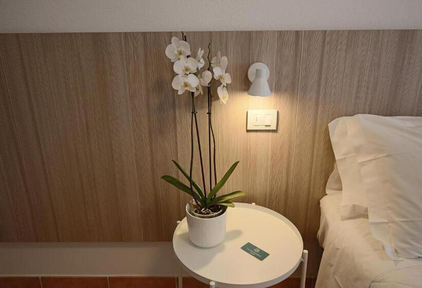 شقة غرفة واحدة, La Smeraldina Resort