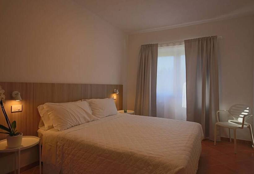 דירת חדר, La Smeraldina Resort