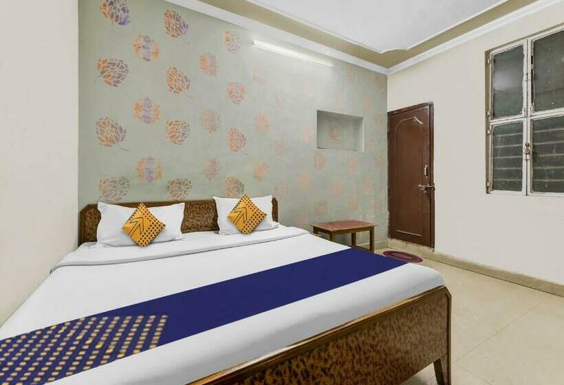 Трехместный Номер Классика, Spot On Hotel Suraj Palace