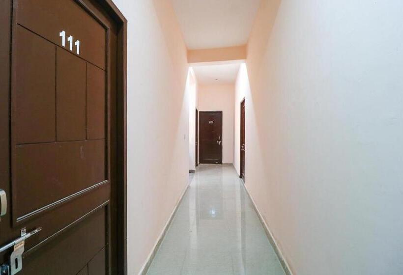 Triple Classic Room, Flagship Rd Residency
