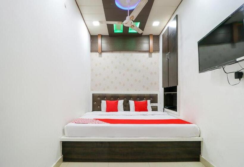 Triple Classic Room, Flagship Rd Residency