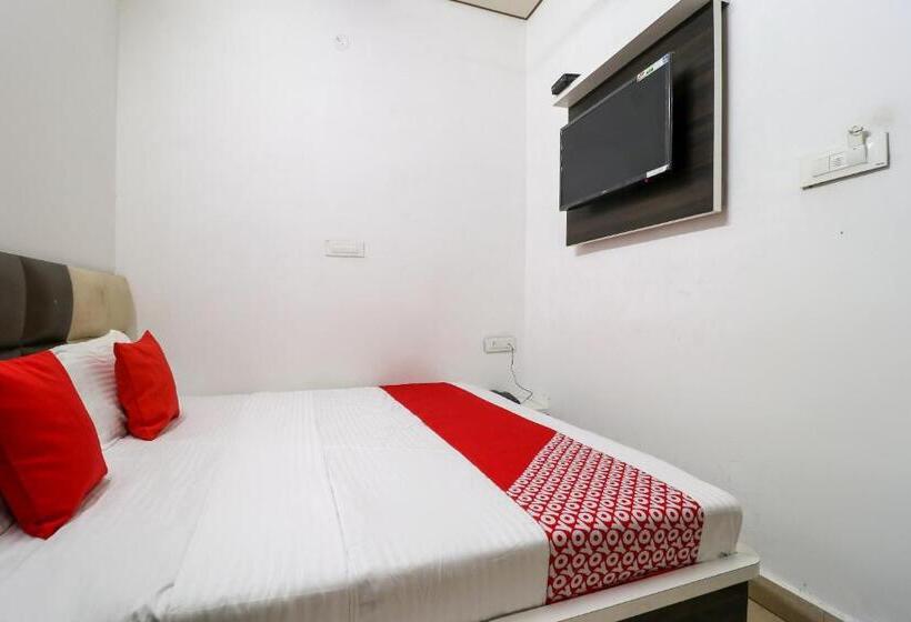 Triple Classic Room, Flagship Rd Residency