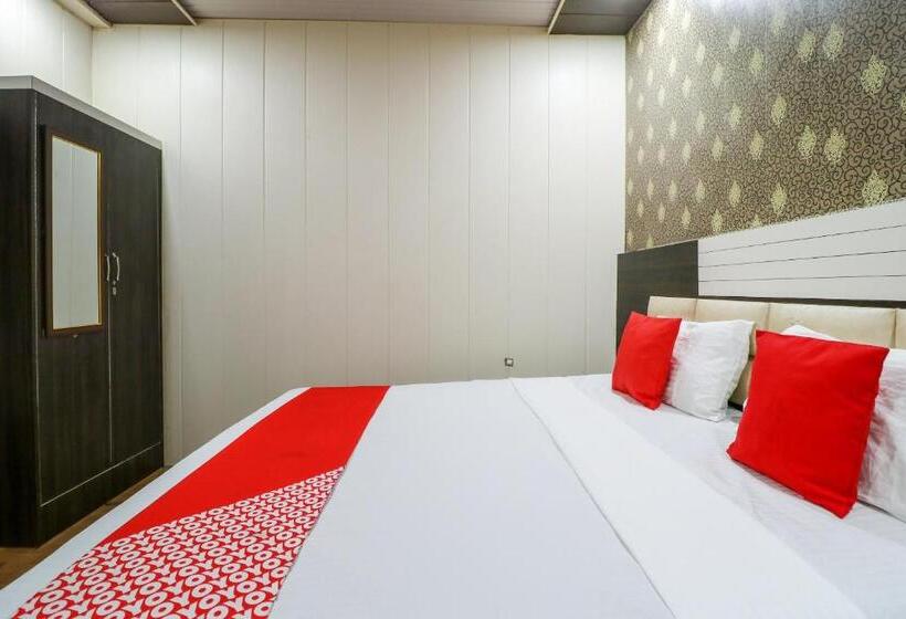 Triple Classic Room, Flagship Rd Residency