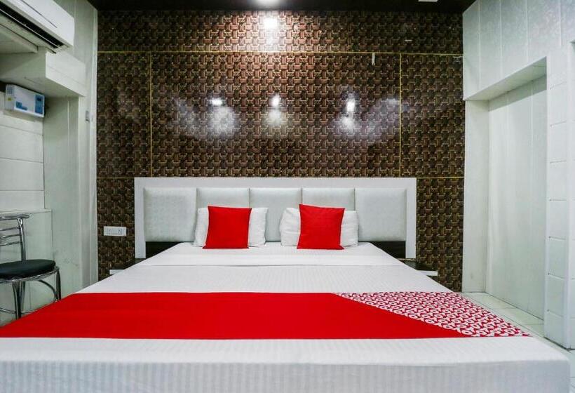 Triple Classic Room, Flagship Rd Residency