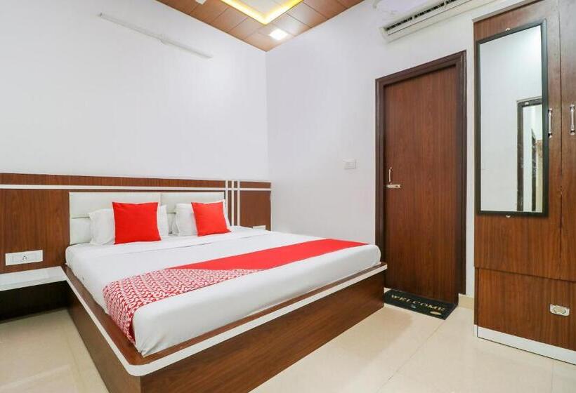 Triple Classic Room, Flagship Rd Residency