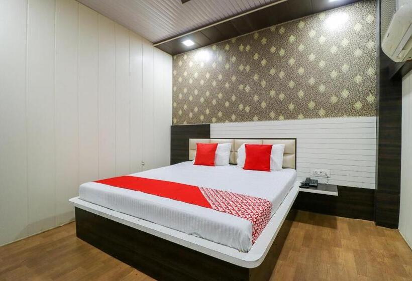 Triple Classic Room, Flagship Rd Residency