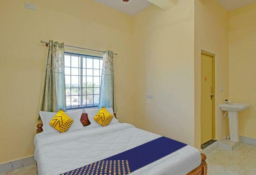 חדר קלאסי לשלושה, Flagship Spg Village Resorts