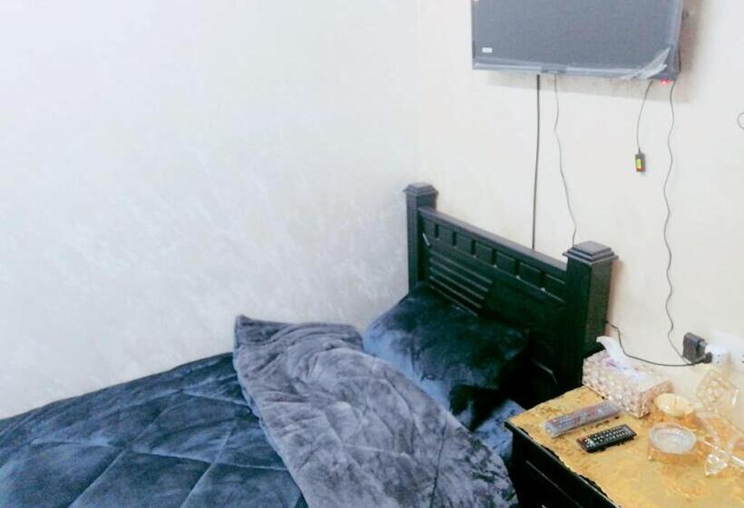 سوئیت 2 خوابه, Hostel ـ Karak Dream