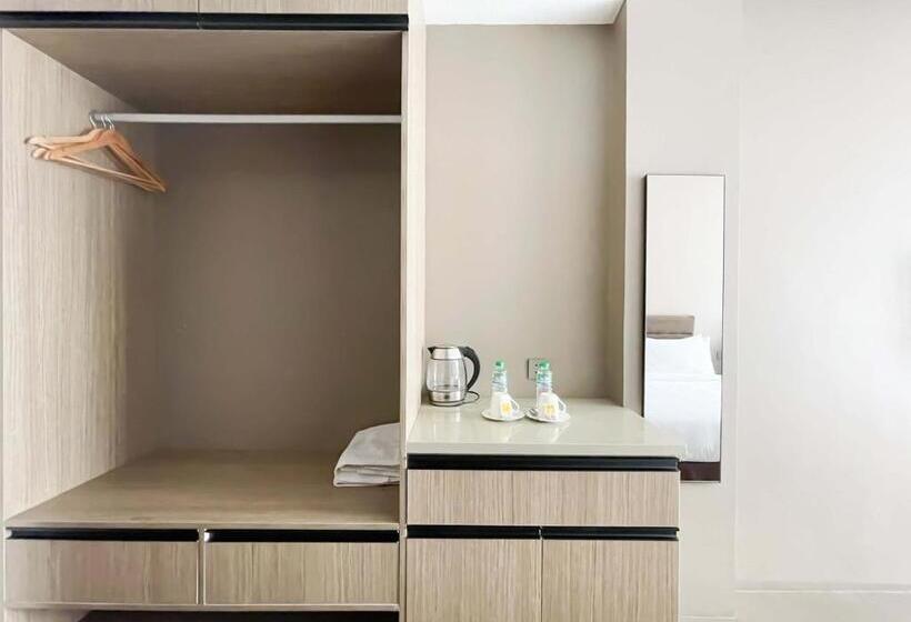 اتاق استاندارد چهارنفره با بالکن, Uphill Baguio Managed By Baguio Terra