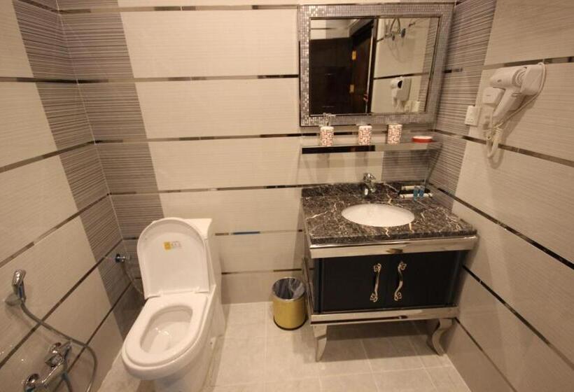 스탠다드 스튜디오, Suit Los