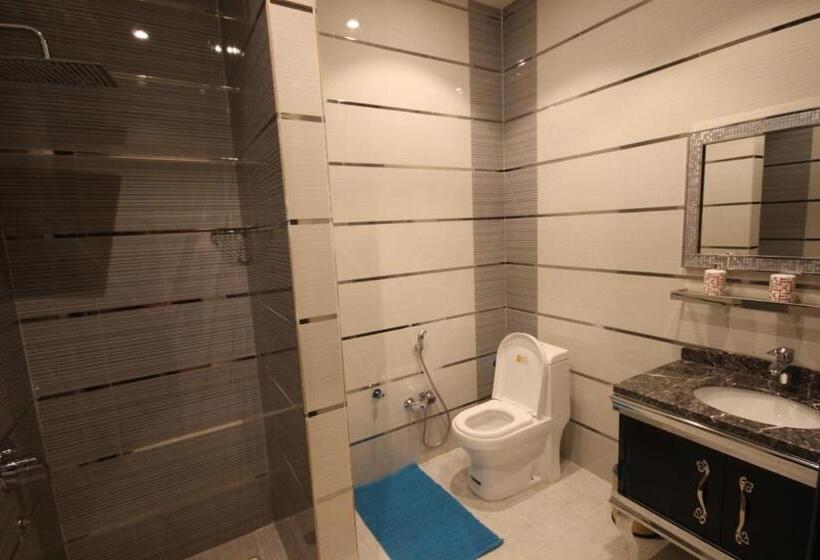 주니어 스위트, Suit Los