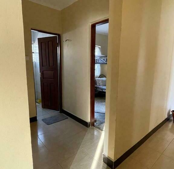 Номер Deluxe Вид на Сад, Wonders Hostel