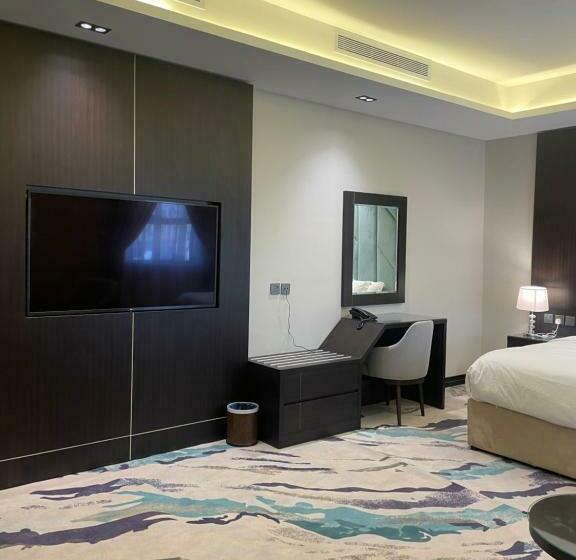 חדר דחוקס עם מיטת קינג, فندق الوتين Alwateen