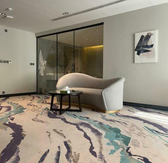 סוויטה נשיאותית, فندق الوتين Alwateen