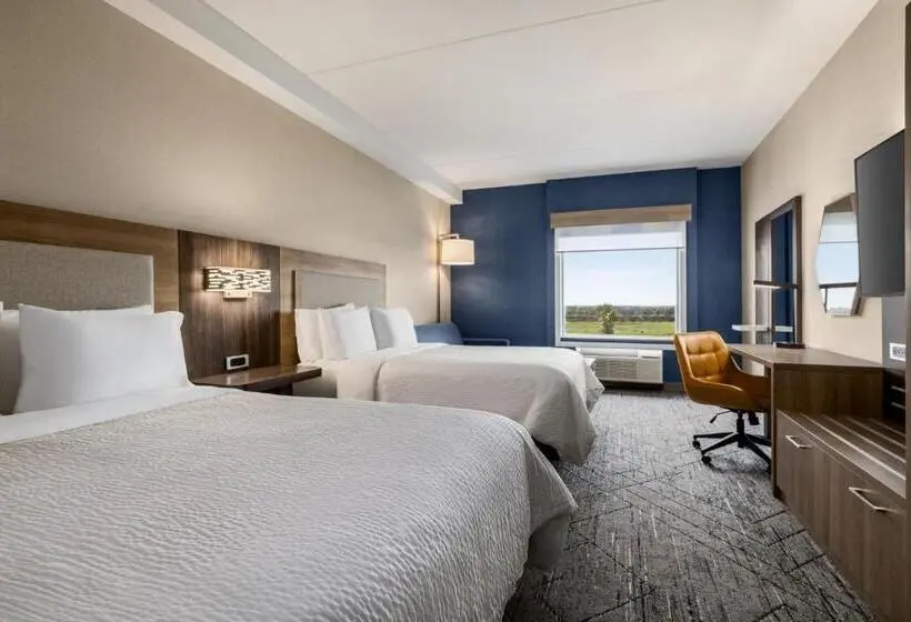 スイート, Holiday Inn Express   Strathroy, An Ihg