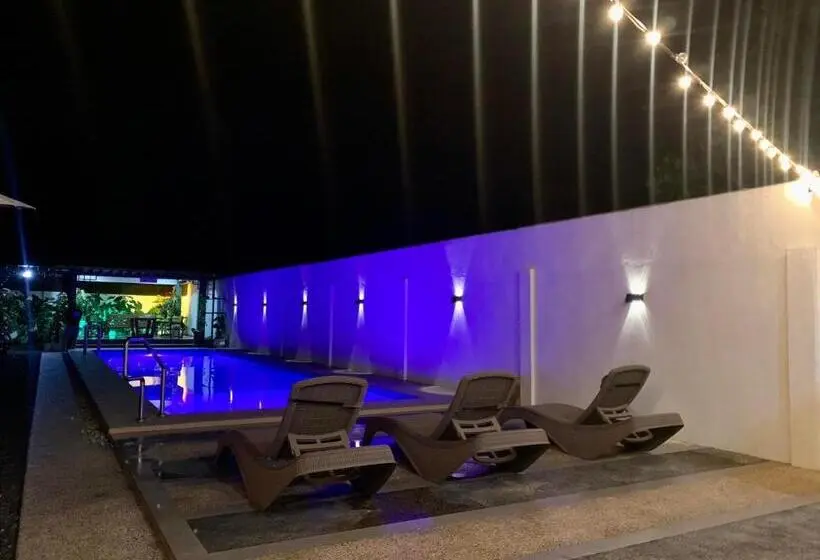 Perhehuone Puutarhanäkymä, Sunshine Stay Panglao