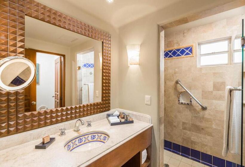 إستوديو ديلوكس, The Club At Hacienda Del Mar