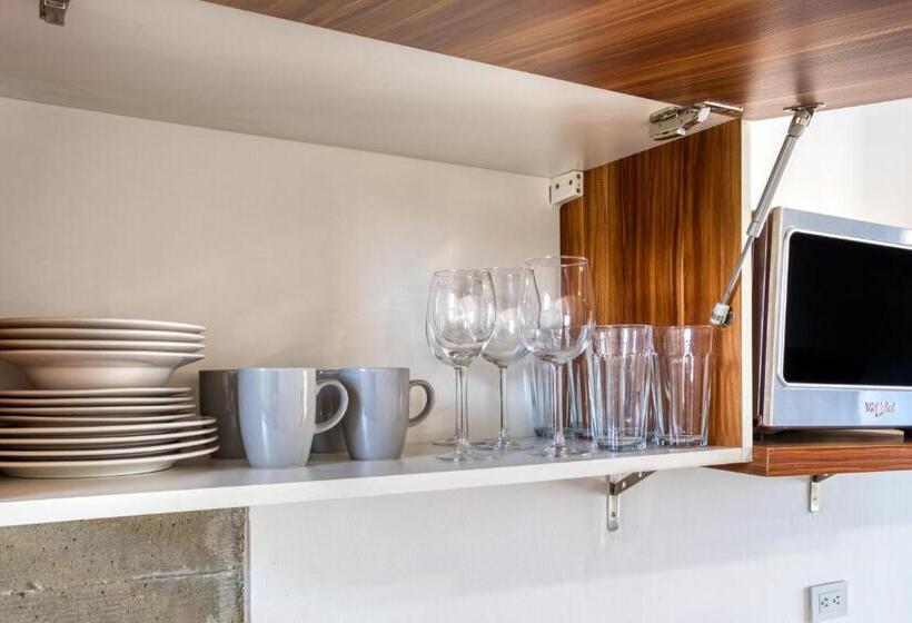 1 Sovrums Lägenhet med Balkong, Uliv Revolución Tijuana