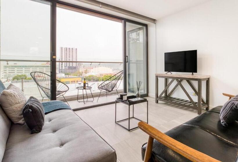 1 Sovrums Lägenhet med Balkong, Uliv Revolución Tijuana