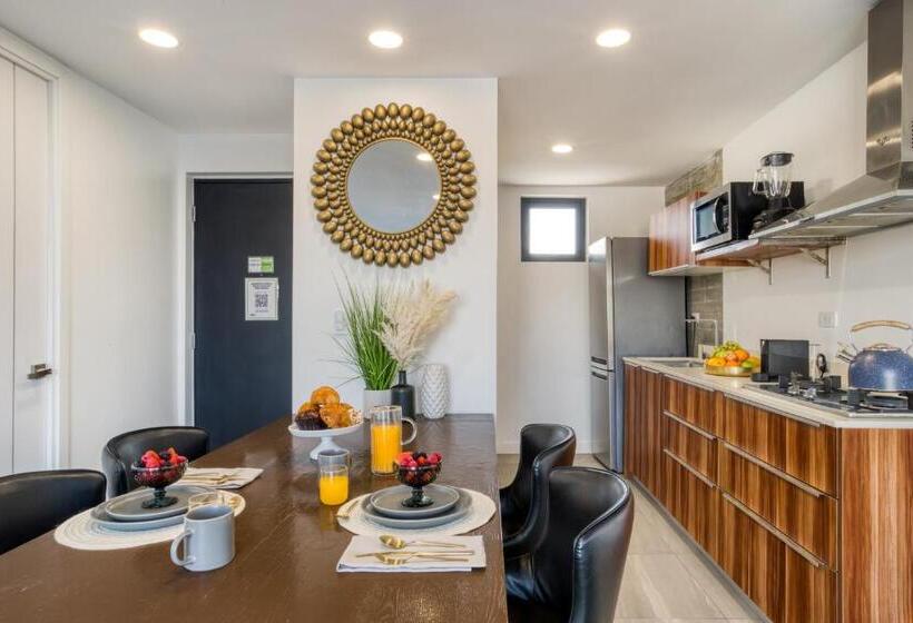 1 Sovrums Lägenhet med Balkong, Uliv Revolución Tijuana