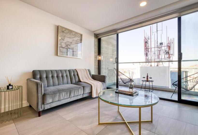 1 Sovrums premiumlägenhet med Balkong, Uliv Revolución Tijuana