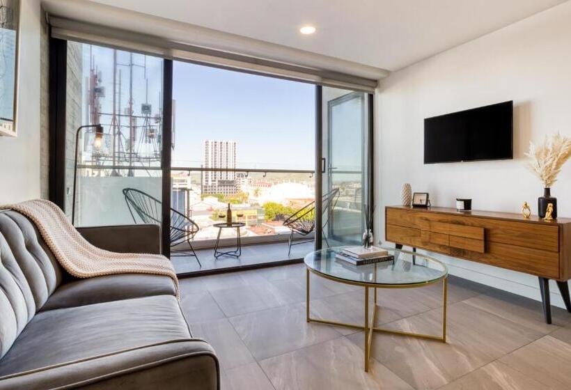 1 Sovrums premiumlägenhet med Balkong, Uliv Revolución Tijuana