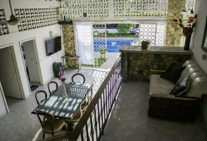 Talo 1 Makuuhuone, Casa Quinta La Felicidad
