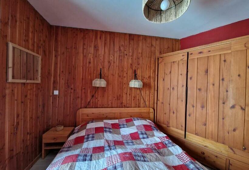 マウンテンビュースタンダードルーム, Le Chalet Pointu De Capucine Chambre D Hote Arcs 1600