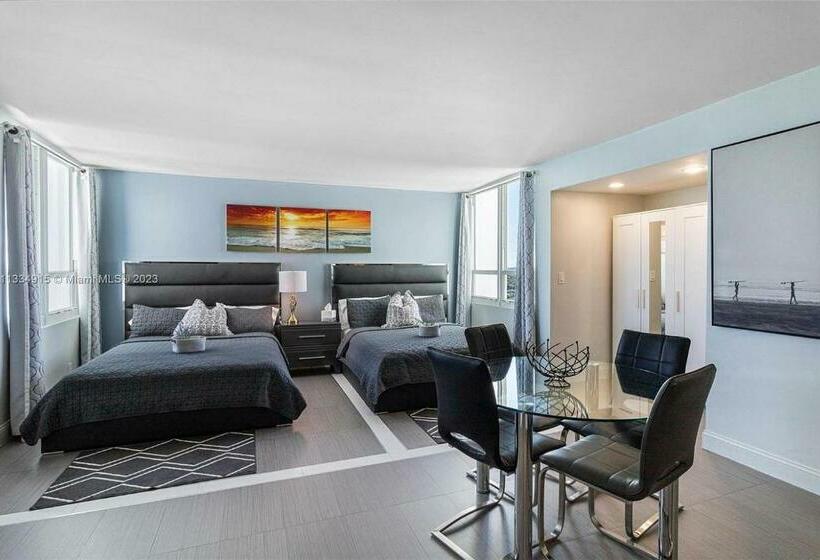 带海景的标准工作室, 11th   Seven Heaven Miami  Unforgettable Ocean Front  Free Parking