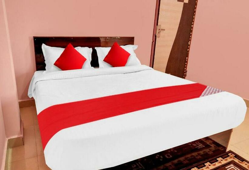 트리플 클래식 룸, Flagship Hotel Rudram