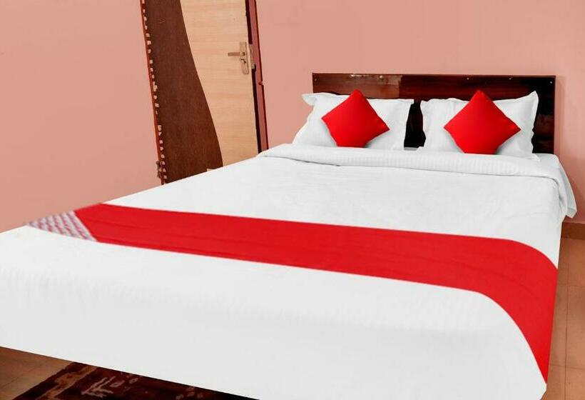 트리플 클래식 룸, Flagship Hotel Rudram