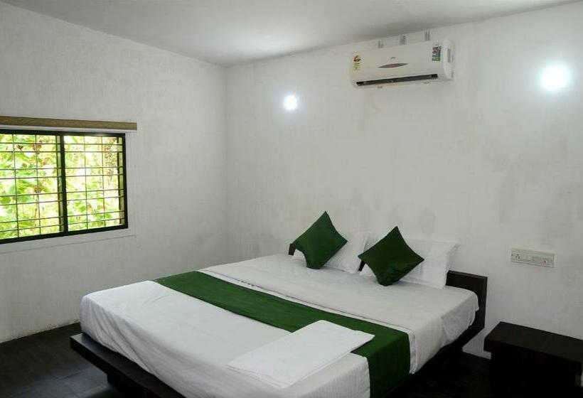 豪华园景房, Misty Ghats Resort