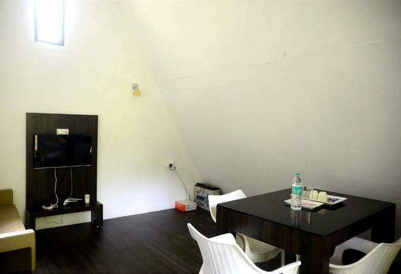 豪华园景房, Misty Ghats Resort