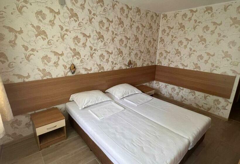 חדר סטנדרט, хотел диамант Hotel Diamond