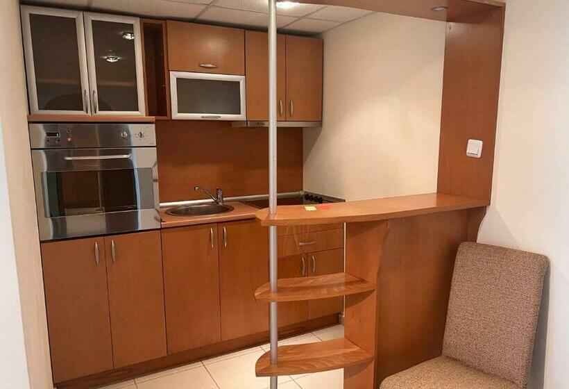 סוויטה משפחתית, хотел диамант Hotel Diamond