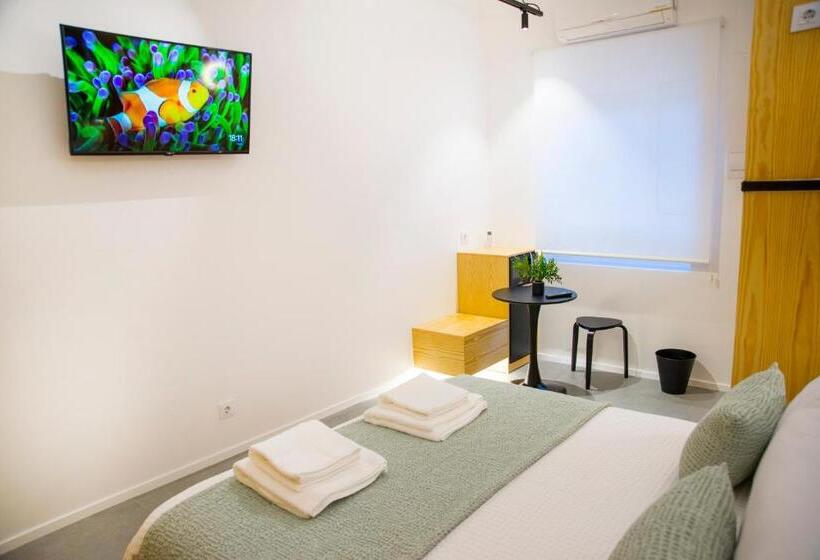 スタンダードルーム, Kalidas Hostel Suites