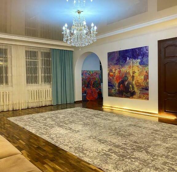 تختخواب در اتاق مشترک, Ayla Hostel