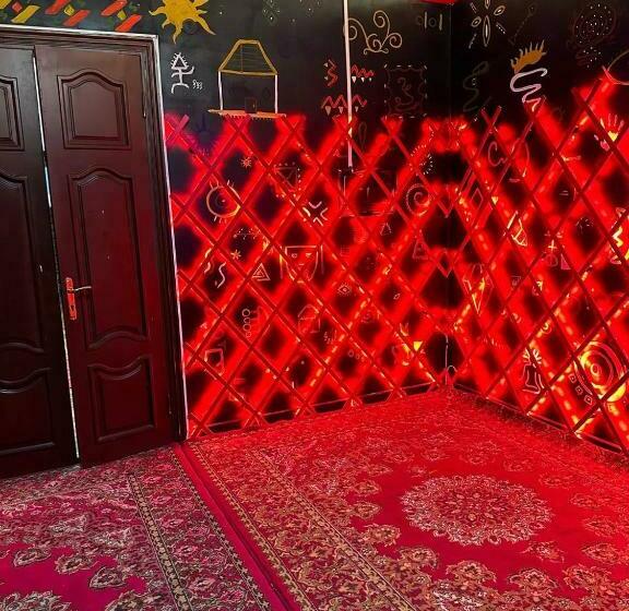 تختخواب در اتاق مشترک, Ayla Hostel