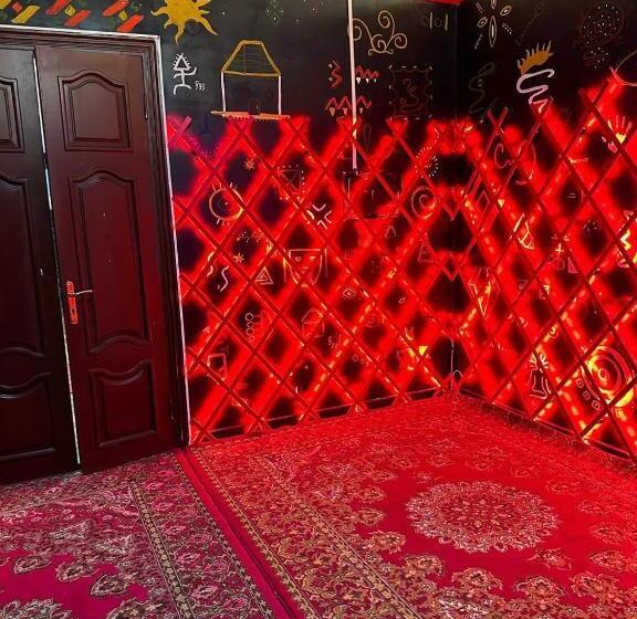 اتاق استاندارد با سرویس بهداشتی مشترک, Ayla Hostel