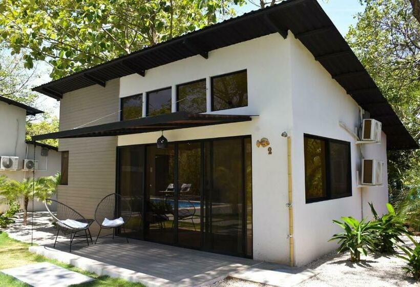 شقة غرفة واحدة مطلة على حمام السباحة, Blue Window Boutique Villas