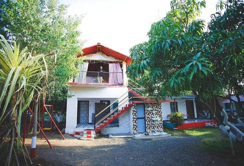 豪华房间, Gokul Farm House