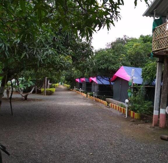 Standard Tent, Gokul Farm House