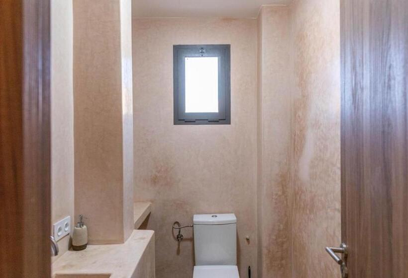 غرفة قياسية ثلاثية حمام مشترك, Surf&sound